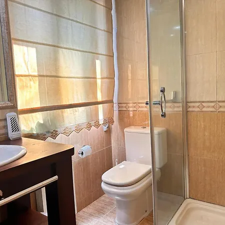 Acogedor Calle Aragon Con Garaje * Vigo