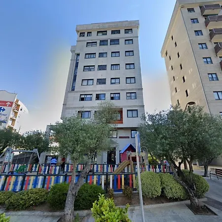 Acogedor Calle Aragon Con Garaje * Vigo